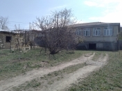 Satılır 4 otaqlı 200 m2 həyət evi Quba