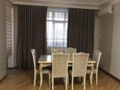 İcarəyə verilir 3 otaqlı 120 m2 yeni tikili Gənclik m.