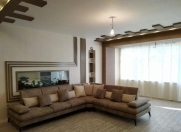 Satılır 5 otaqlı 215 m2 yeni tikili 8 km