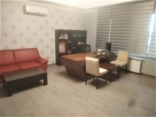 İcarəyə verilir 4 otaqlı 300 m2 ofis Nəriman Nərimanov m.