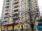 Satılır 3 otaqlı 132 m2 yeni tikili Nizami m.