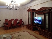 İcarəyə verilir 4 otaqlı 187 m2 yeni tikili Şah İsmayıl Xətai m.