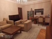 Satılır 3 otaqlı 106.6 m2 yeni tikili Rəssamlıq Akademiyası