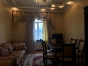 İcarəyə verilir 4 otaqlı 100 m2 köhnə tikili Bayıl