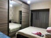 Satılır 2 otaqlı 65 m2 köhnə tikili 9 mkr