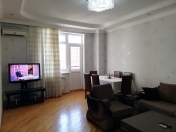 Satılır 2 otaqlı 96 m2 yeni tikili Nizami m.