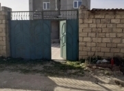 Satılır 4 otaqlı 90 m2 həyət evi İncəsənət və Mədəniyyət Un.