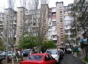 Satılır 3 otaqlı 80 m2 köhnə tikili 8 mkr