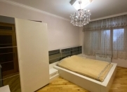 İcarəyə verilir 4 otaqlı 140 m2 köhnə tikili Nəriman Nərimanov m.