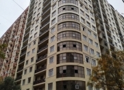 Satılır 3 otaqlı 147 m2 yeni tikili Gənclik m.