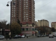 Satılır 3 otaqlı 118 m2 yeni tikili Gənclik m.