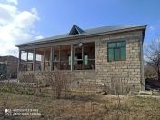 Satılır 5 otaqlı 140 m2 həyət evi Xaçmaz