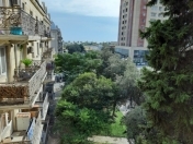 Satılır 1 otaqlı 42 m2 köhnə tikili Şah İsmayıl Xətai m.