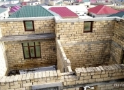 Satılır 12 otaqlı 390 m2 villa Qobu