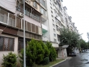 Satılır 3 otaqlı 90 m2 obyekt Ayna Sultanova heykəli