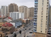 Satılır 1 otaqlı 65 m2 yeni tikili 8 Noyabr m.