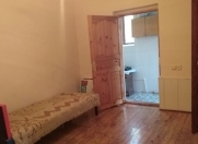 İcarəyə verilir 1 otaqlı 30 m2 köhnə tikili Bayıl