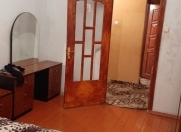 Satılır 4 otaqlı 100 m2 köhnə tikili Həzi Aslanov m.