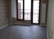 Satılır 3 otaqlı 108 m2 köhnə tikili Gənclik m.