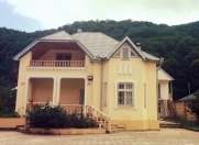 İcarəyə verilir 5 otaqlı 170 m2 bağ evi Quba