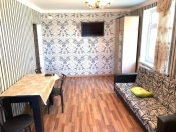 İcarəyə verilir 2 otaqlı 40 m2 köhnə tikili Elmlər Akademiyası m.