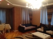 Satılır 3 otaqlı 141 m2 yeni tikili Şah İsmayıl Xətai m.