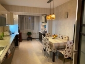 Satılır 5 otaqlı 110 m2 köhnə tikili 8 km