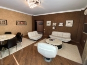 İcarəyə verilir 3 otaqlı 150 m2 yeni tikili Nizami m.