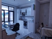 Satılır 3 otaqlı 80 m2 yeni tikili Heydər Əliyev sarayı