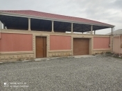 Satılır 4 otaqlı 110 m2 həyət evi Binə