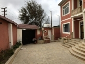 Satılır 5 otaqlı 245 m2 həyət evi Binə