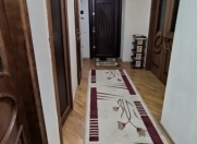 İcarəyə verilir 3 otaqlı 80 m2 köhnə tikili Elmlər Akademiyası m.