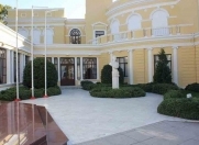 İcarəyə verilir 4 otaqlı 160 m2 köhnə tikili İçəri Şəhər m.