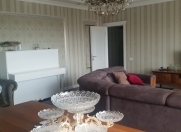 Satılır 5 otaqlı 120 m2 köhnə tikili 8 km