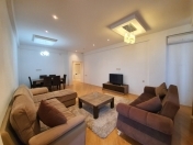 İcarəyə verilir 3 otaqlı 130 m2 yeni tikili AMAY