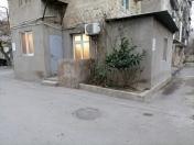 İcarəyə verilir 2 otaqlı 40 m2 köhnə tikili Yasamal r.