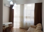 İcarəyə verilir 1 otaqlı 40 m2 köhnə tikili Sahil m.