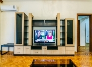 İcarəyə verilir 3 otaqlı 105 m2 köhnə tikili Heydər Əliyev sarayı