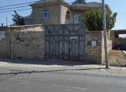 Satılır 6 otaqlı 220 m2 həyət evi Bakıxanov