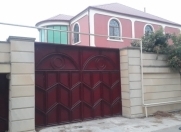 Satılır 9 otaqlı 400 m2 həyət evi Binə