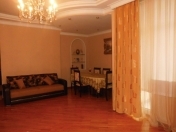 İcarəyə verilir 2 otaqlı 105 m2 yeni tikili Tibb Universiteti