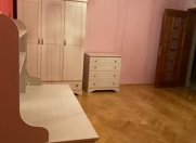 İcarəyə verilir 5 otaqlı 200 m2 yeni tikili Şah İsmayıl Xətai m.