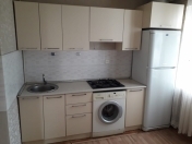 İcarəyə verilir 2 otaqlı 40 m2 köhnə tikili Elmlər Akademiyası m.