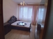 İcarəyə verilir 5 otaqlı 100 m2 köhnə tikili Nizami m.