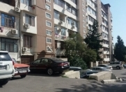 Satılır 3 otaqlı 88 m2 köhnə tikili 2 mkr