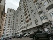 Satılır 2 otaqlı 90 m2 yeni tikili Nizami m.