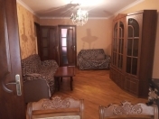 İcarəyə verilir 3 otaqlı 100 m2 köhnə tikili Elmlər Akademiyası m.