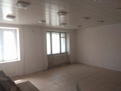 Satılır 3 otaqlı 75 m2 ofis Gənclik m.