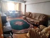 İcarəyə verilir 3 otaqlı 65 m2 köhnə tikili Elmlər Akademiyası m.