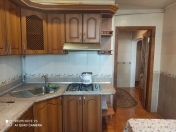 İcarəyə verilir 3 otaqlı 75 m2 köhnə tikili İnşaatçılar m.
